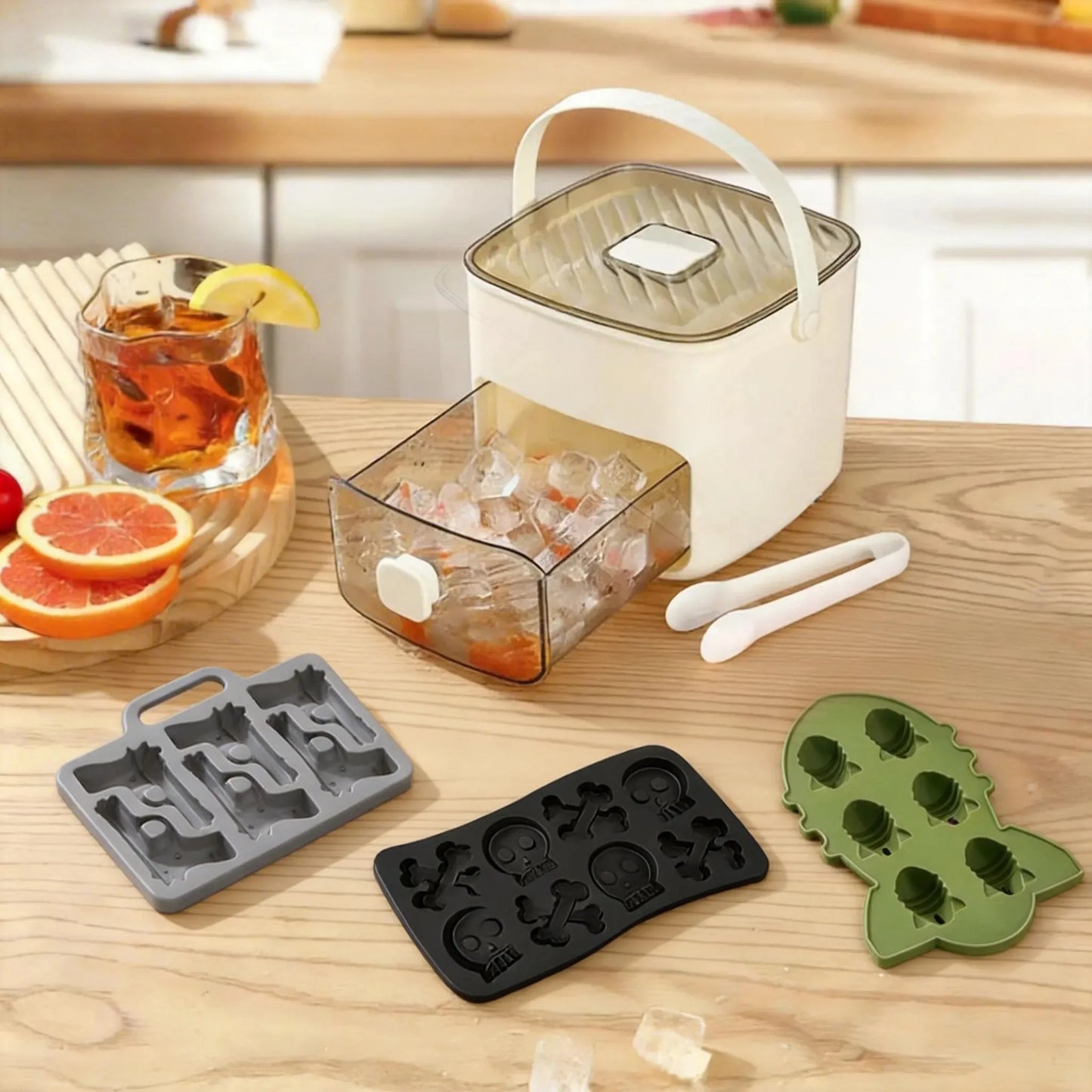 2-in-1 Large Capacity Ice Mold & Storage Bin Set 🧊(More fun and better than it looks on video✨)